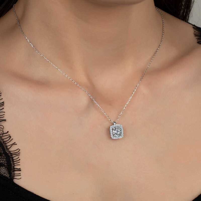 Silverlina%20Swarovski%20Taşlı%20Gümüş%20%20Baget%20Tektaş%20Bayan%20Kolye