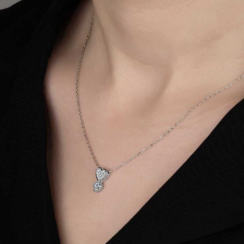 Silverlina%20Swarovski%20Taşlı%20Gümüş%20Kalp%20Tektaş%20Bayan%20Kolye