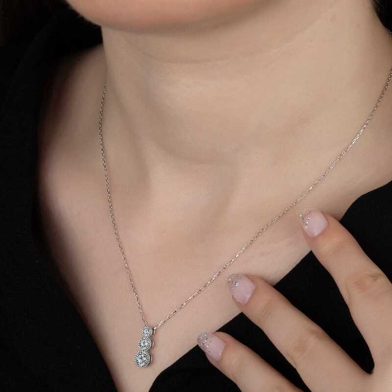 Silverlina%20Swarovski%20Taşlı%20Gümüş%20Üçtaş%20Tektaş%20Bayan%20Kolye