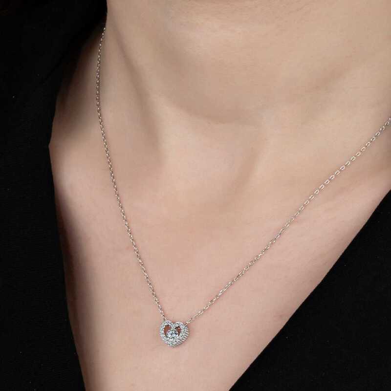 Silverlina%20Swarovski%20Taşlı%20Gümüş%20Kalp%20Bayan%20Kolye