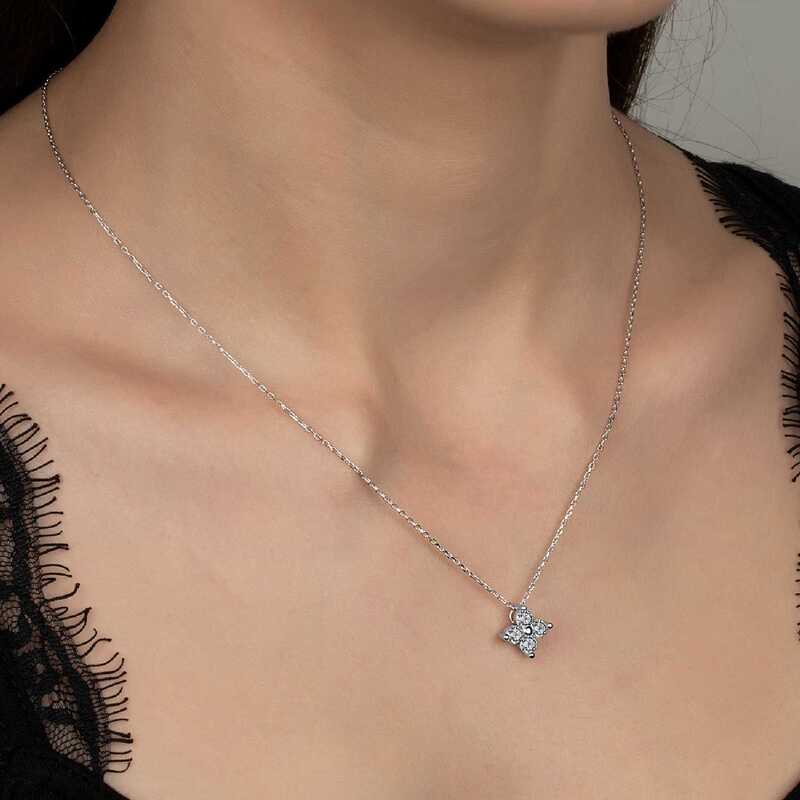 Silverlina%20Swarovski%20Taşlı%20Gümüş%20Çiçek%20Bayan%20%20Kolye