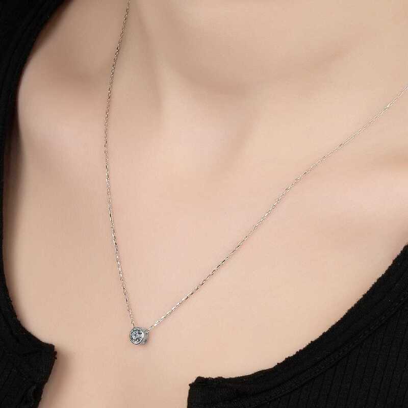 Silverlina%20Swarovski%20Taşlı%20Gümüş%20Tektaş%20Bayan%20Kolye