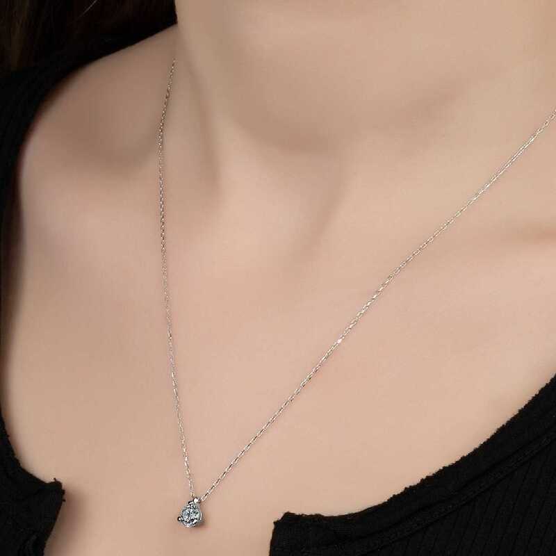 Silverlina%20Swarovski%20Taşlı%20Gümüş%20Tektaş%20Bayan%20Kolye