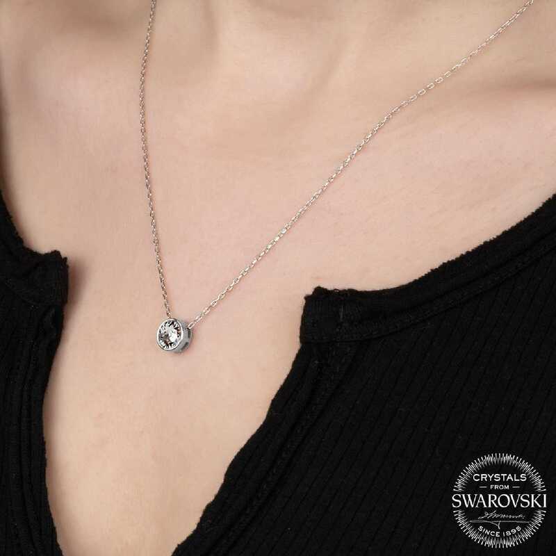 Silverlina%20Swarovski%20Taşlı%20Gümüş%20Tektaş%20Bayan%20Kolye