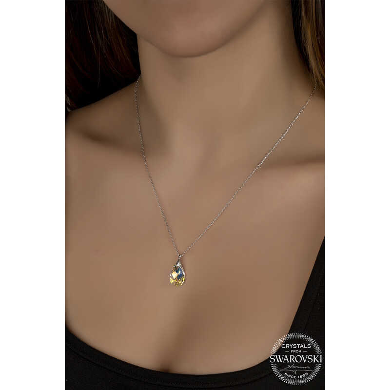 Silverlina%20Swarovski%20Crystal%20Taşlı%20Damla%20Gümüş%20Kadın%20Kolye